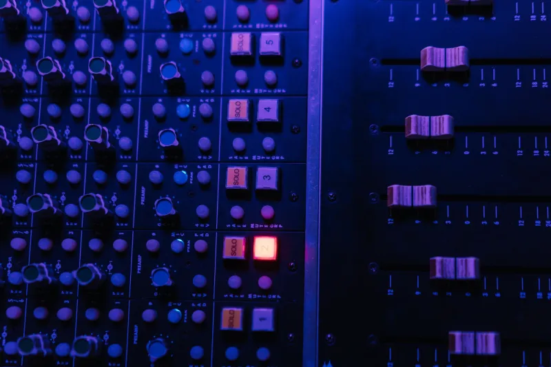 Inside the Huddle: How the Swampers Quietly Rewrote the Rules of American Recording